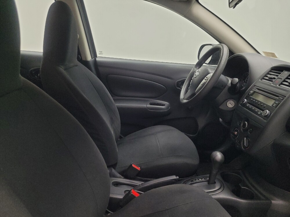 2015 Nissan Versa in Indianapolis, IN 46219 - 18109936 21