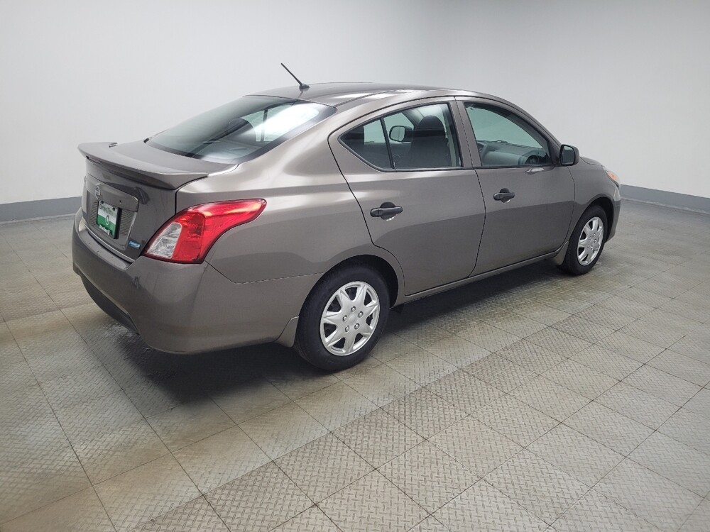 2015 Nissan Versa in Indianapolis, IN 46219 - 18109936 10