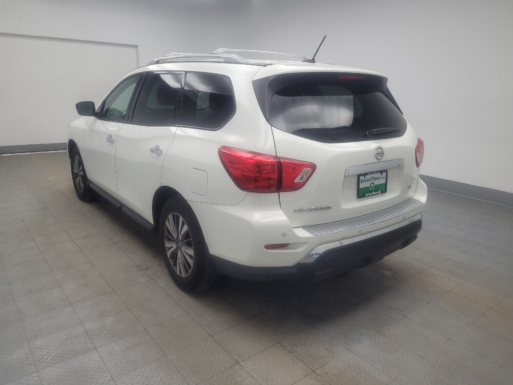 2018 Nissan Pathfinder in Madison, TN 37115 - 18109943 5