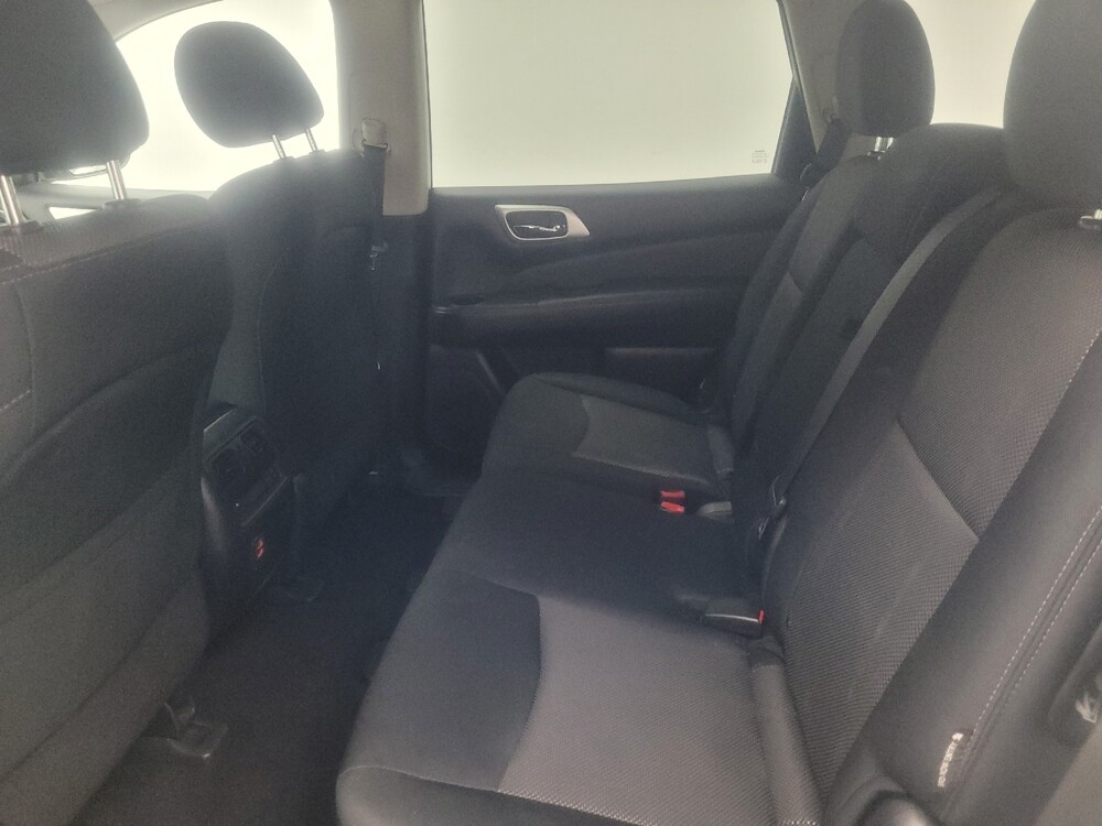 2018 Nissan Pathfinder in Madison, TN 37115 - 18109943 18