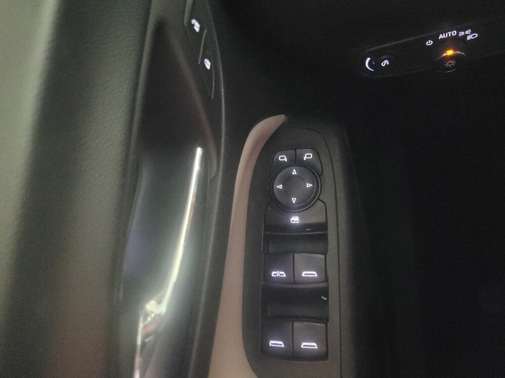 2020 Chevrolet Equinox in Duluth, GA 30096 - 18109946 27