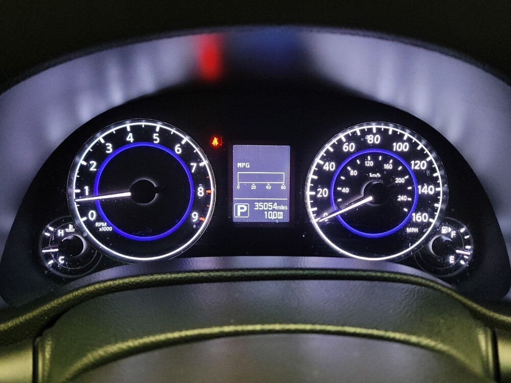 2015 INFINITI Q60 in Montclair, CA 91763 - 18109958 23