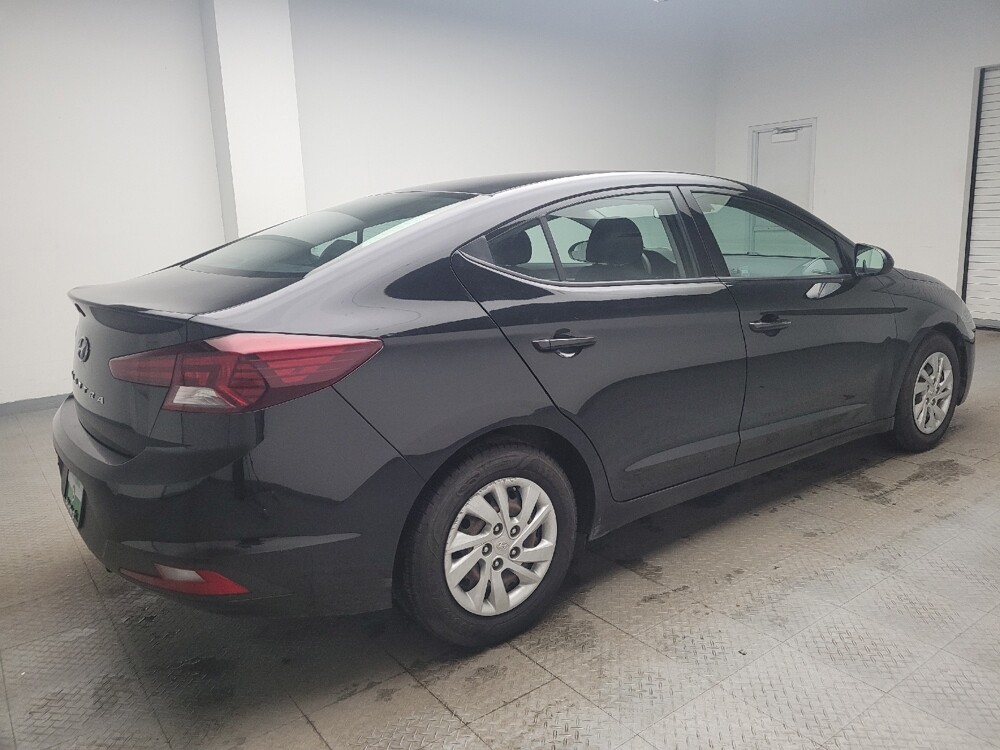2020 Hyundai Elantra in Taylor, MI 48180 - 18109961 10