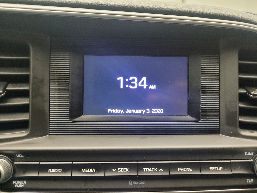 2020 Hyundai Elantra in Taylor, MI 48180 - 18109961 25