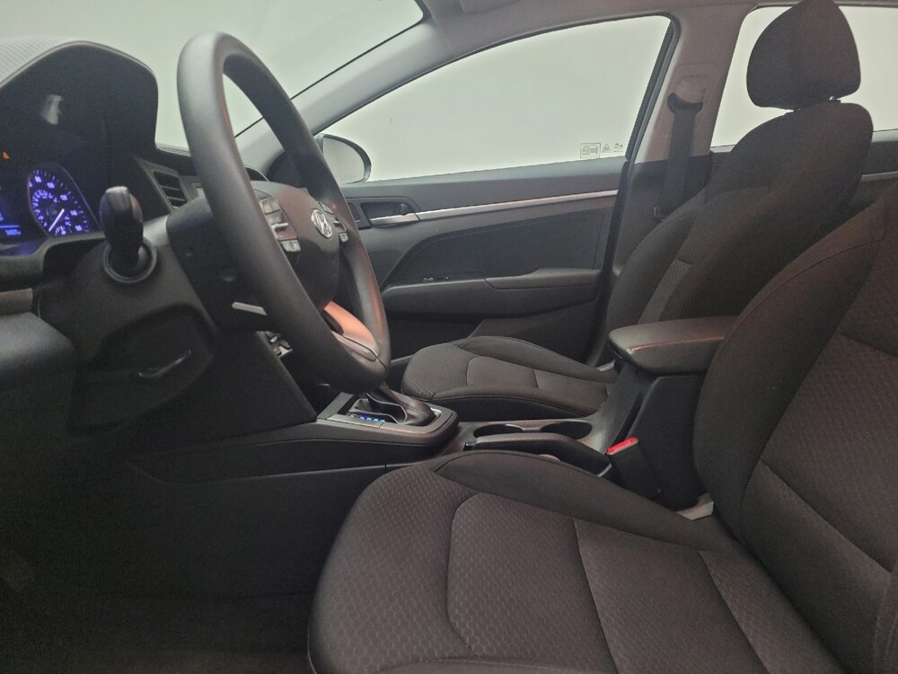 2020 Hyundai Elantra in Taylor, MI 48180 - 18109961 17