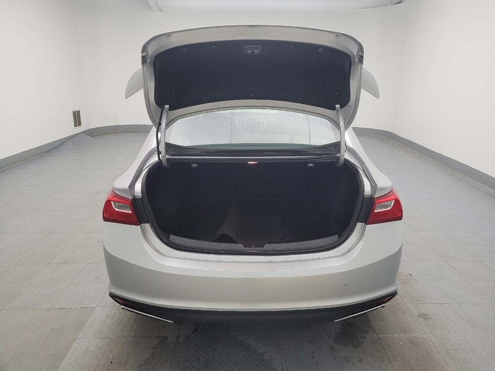 2020 Chevrolet Malibu in Toledo, OH 43617 - 18109970 29