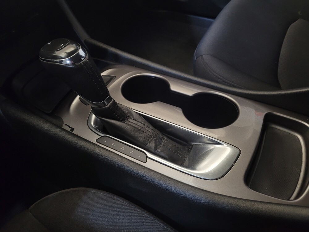 2020 Chevrolet Malibu in Toledo, OH 43617 - 18109970 26