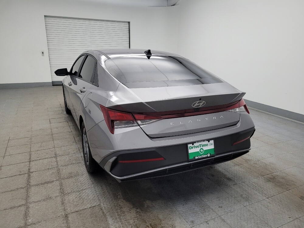 2024 Hyundai Elantra in Toledo, OH 43617 - 18109979 6