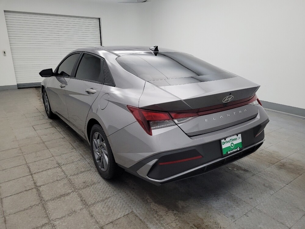 2024 Hyundai Elantra in Toledo, OH 43617 - 18109979 5