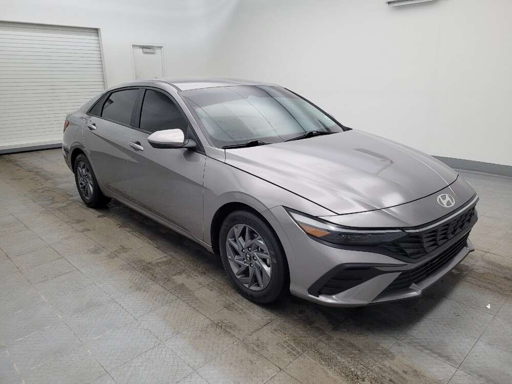 2024 Hyundai Elantra in Toledo, OH 43617 - 18109979 11