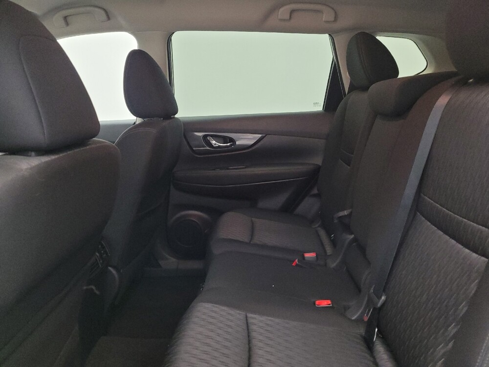 2019 Nissan Rogue in Toledo, OH 43617 - 18109980 18