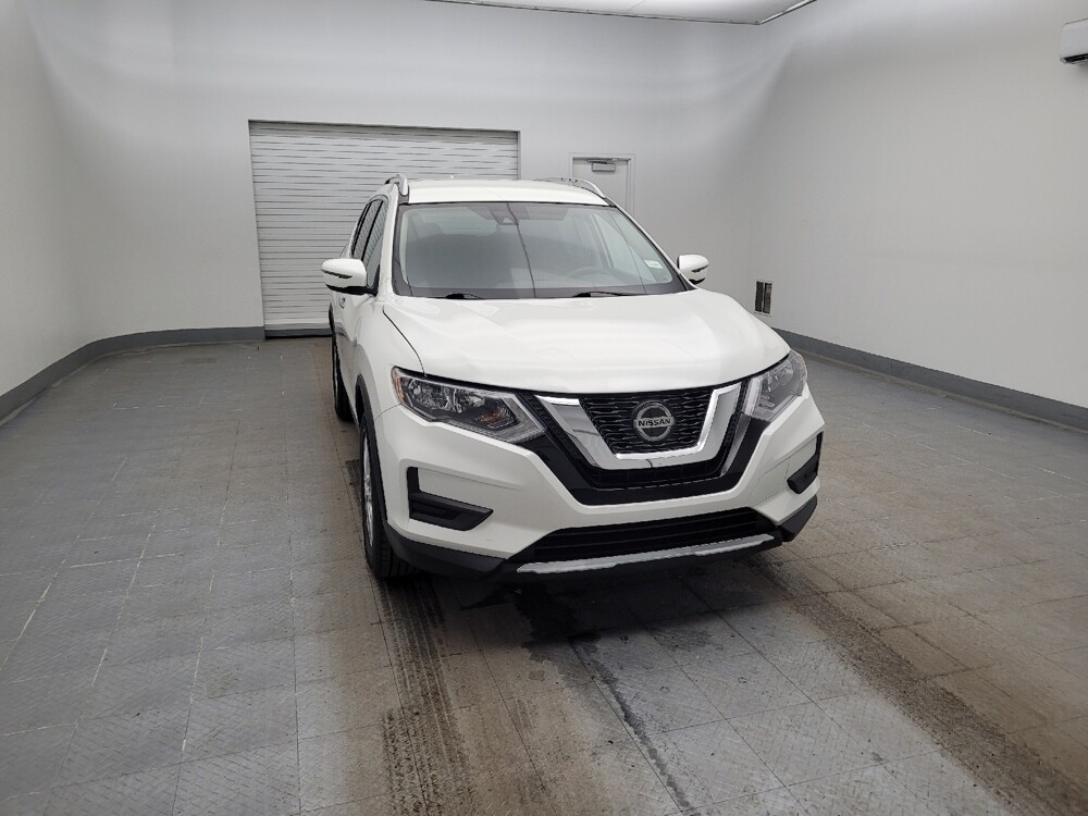 2019 Nissan Rogue in Toledo, OH 43617 - 18109980 14
