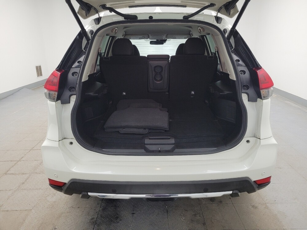 2019 Nissan Rogue in Toledo, OH 43617 - 18109980 29