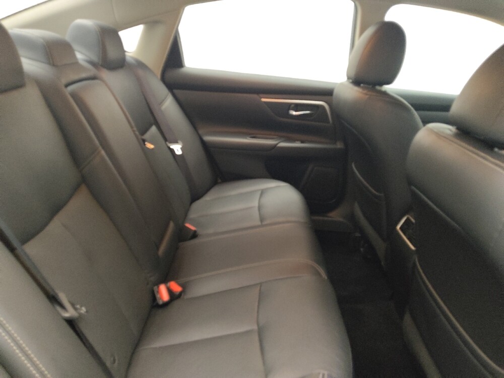 2017 Nissan Altima in Chattanooga, TN 37421 - 18109981 19