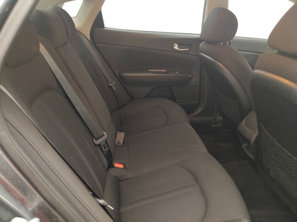 2020 Kia Optima in Tampa, FL 33612 - 18110002 19