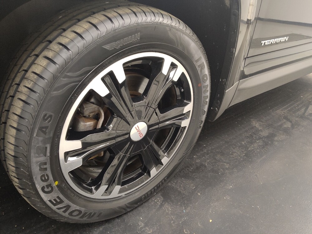 2017 GMC Terrain in St. Louis, MO 63125 - 18110015 31