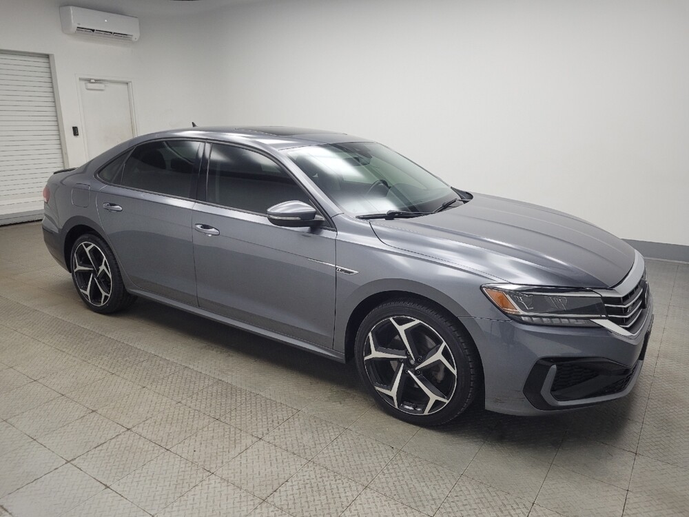 2020 Volkswagen Passat in Ft Wayne, IN 46805 - 18110016 11
