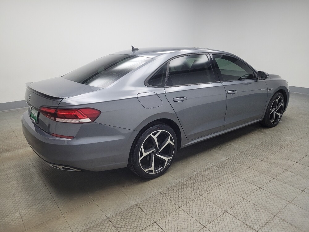 2020 Volkswagen Passat in Ft Wayne, IN 46805 - 18110016 10