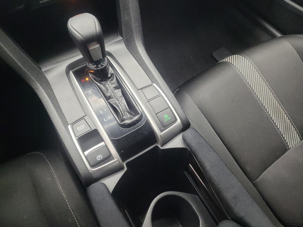 2018 Honda Civic in Indianapolis, IN 46219 - 18110017 26