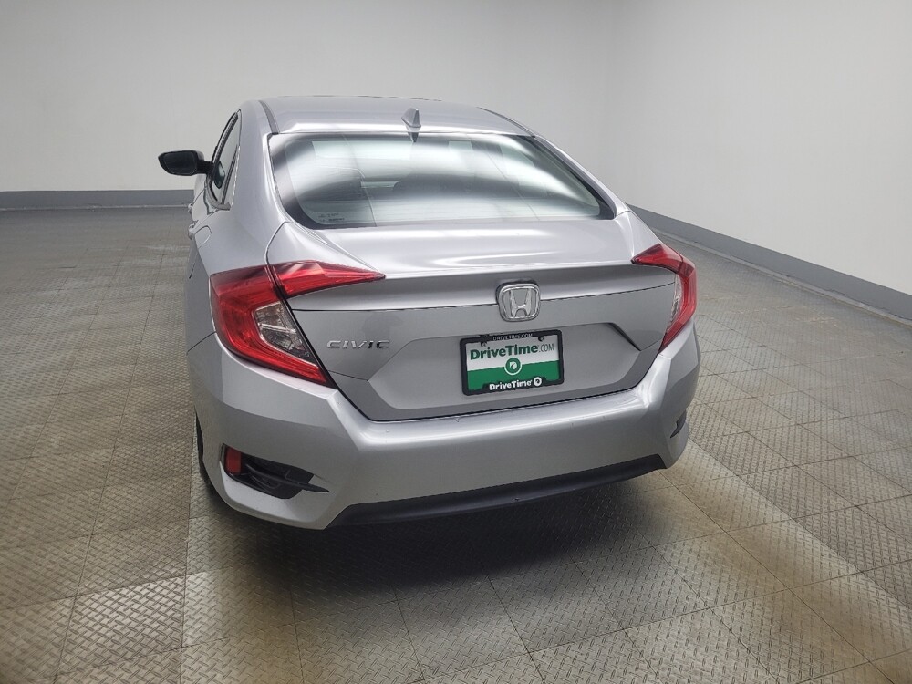 2018 Honda Civic in Indianapolis, IN 46219 - 18110017 6