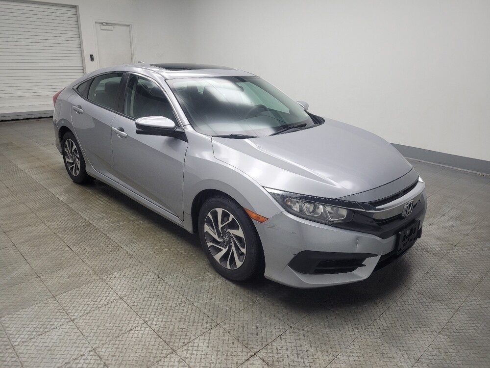2018 Honda Civic in Indianapolis, IN 46219 - 18110017 11