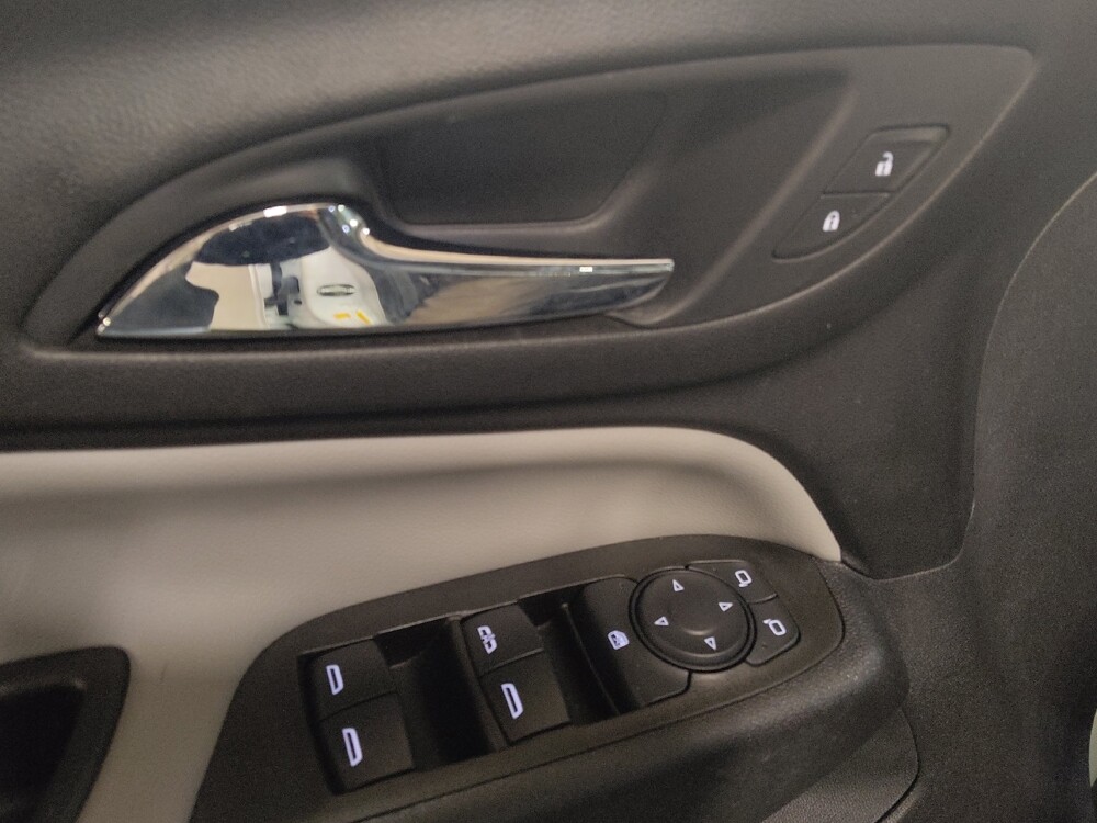 2021 Chevrolet Equinox in Tulsa, OK 74145 - 18110020 27