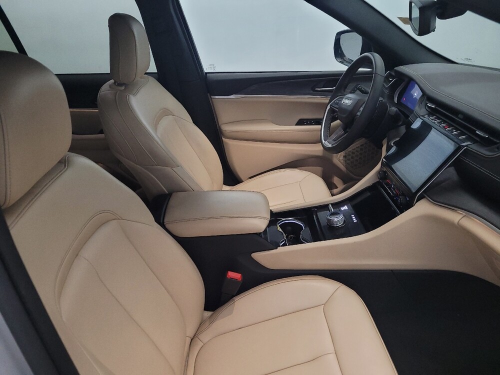 2023 Jeep Grand Cherokee in Williamstown, NJ 8094 - 18110021 21