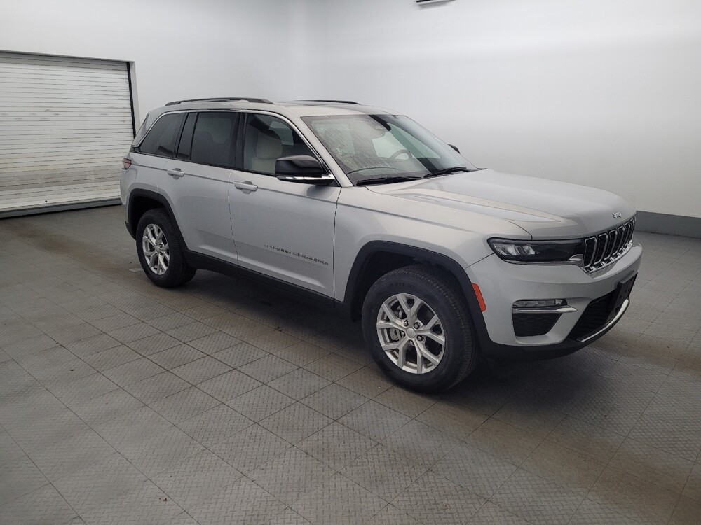 2023 Jeep Grand Cherokee in Williamstown, NJ 8094 - 18110021 11