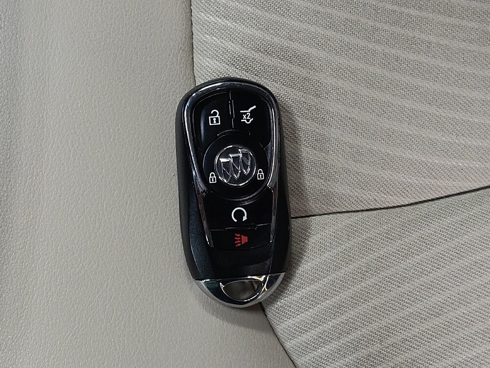 2019 Buick Envision in Greenville, SC 29607 - 18110025 32