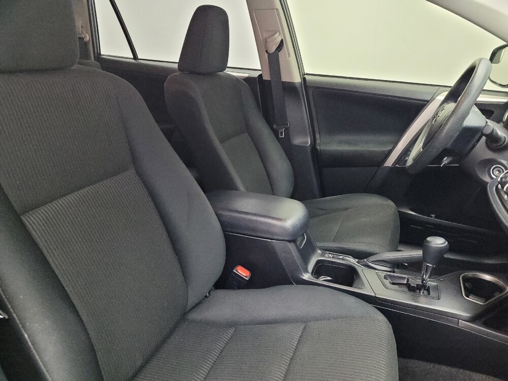 2018 Toyota RAV4 in Greenville, SC 29607 - 18110026 21