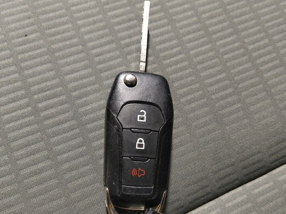 2021 Ford Escape in Fort Worth, TX 76116 - 18110031 32