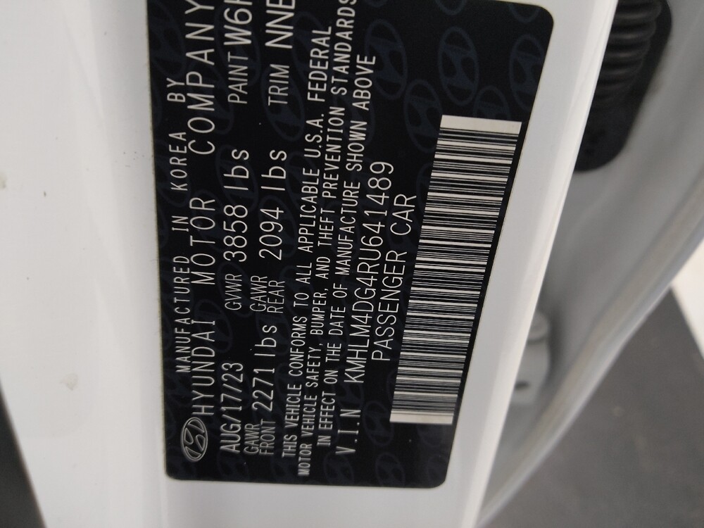 2024 Hyundai Elantra in St. Louis, MO 63125 - 18110033 33