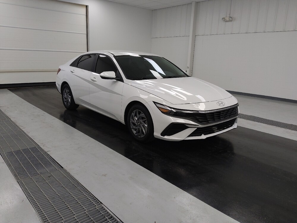2024 Hyundai Elantra in St. Louis, MO 63125 - 18110033 13