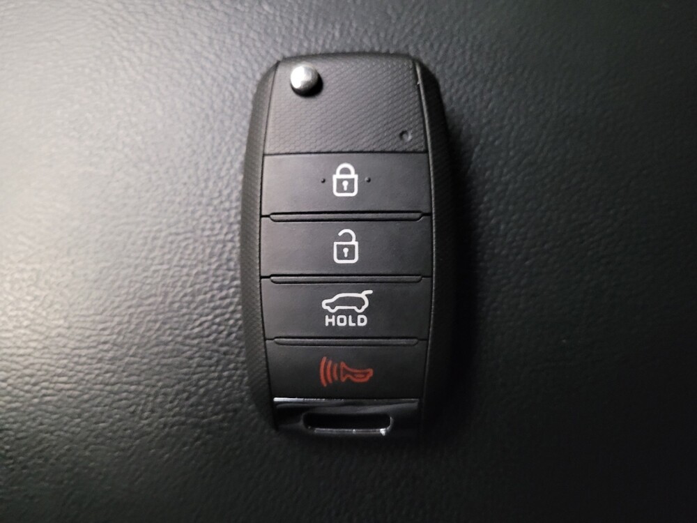 2020 Kia Sorento in Torrance, CA 90504 - 18110036 32