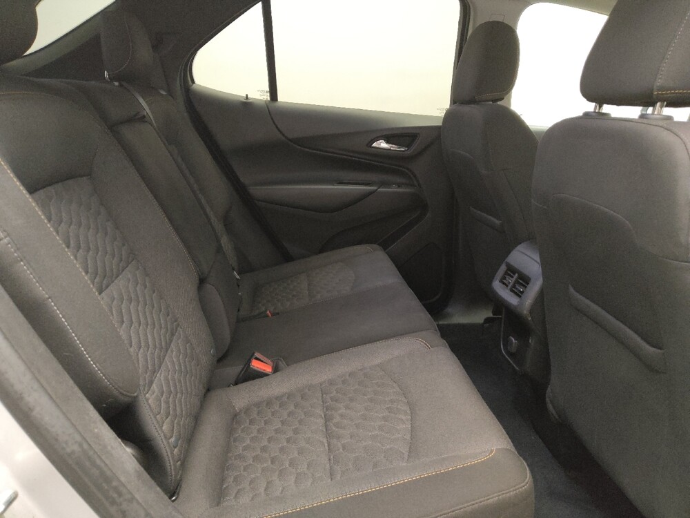2018 Chevrolet Equinox in Arlington, TX 76011 - 18110037 19