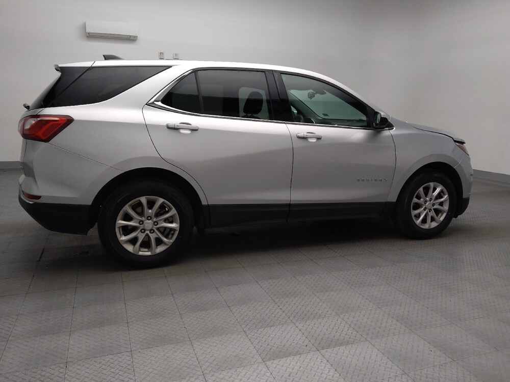2018 Chevrolet Equinox in Arlington, TX 76011 - 18110037 10