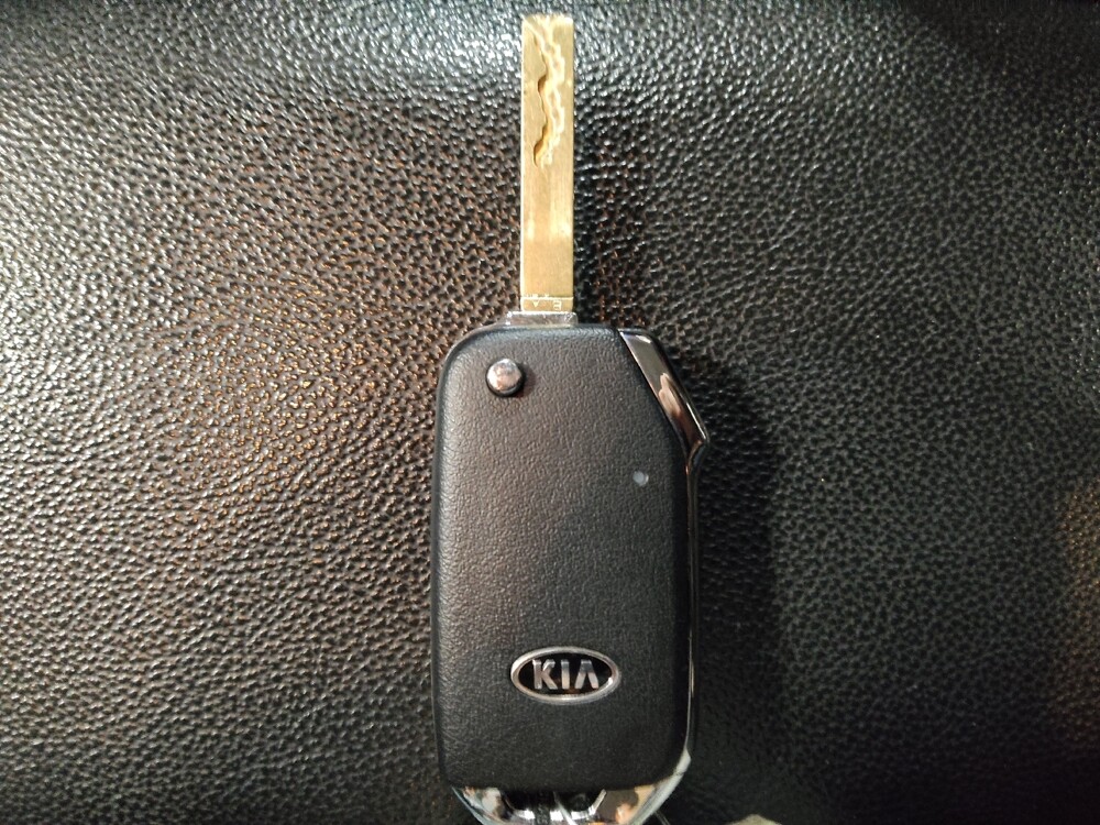 2020 Kia Forte in Plano, TX 75074 - 18110040 32