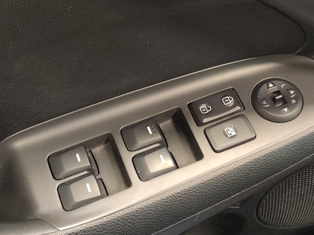 2017 Kia Forte in Tyler, TX 75701 - 18110041 27