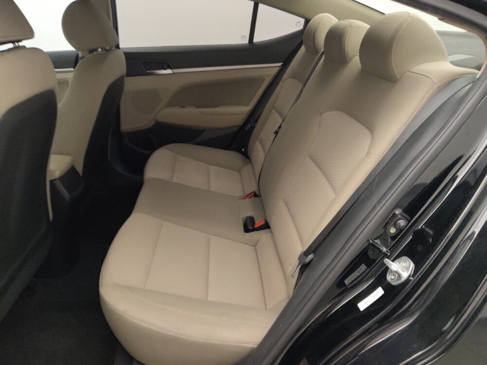 2020 Hyundai Elantra in Live Oak, TX 78233 - 18110047 18