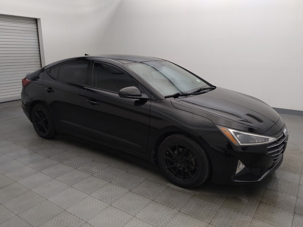 2020 Hyundai Elantra in Live Oak, TX 78233 - 18110047 11