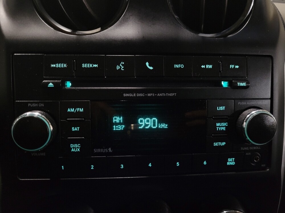 2016 Jeep Compass in Pittsburgh, PA 15237 - 18110048 25