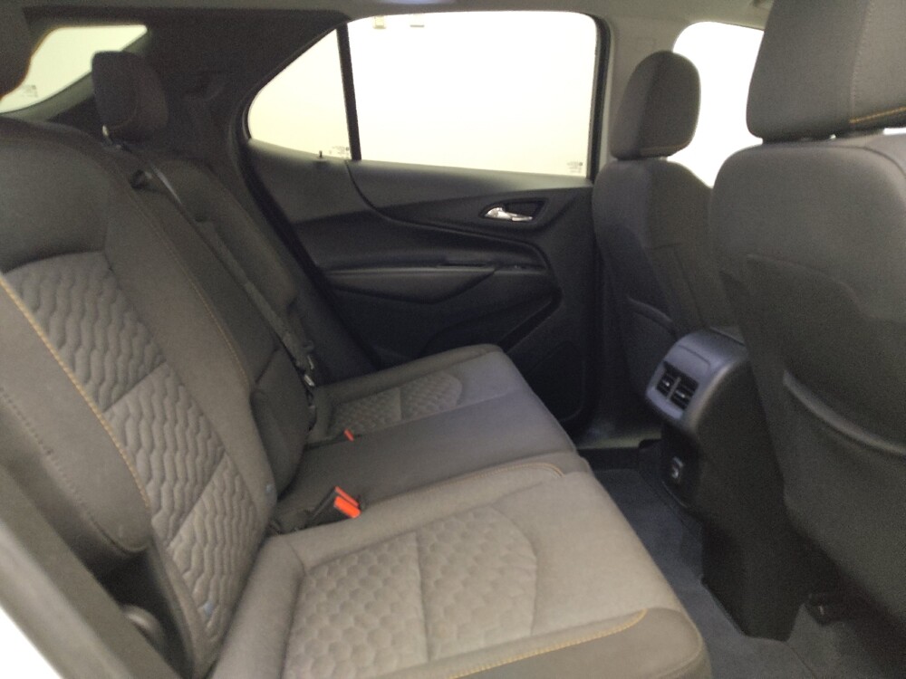 2020 Chevrolet Equinox in Plano, TX 75074 - 18110049 19