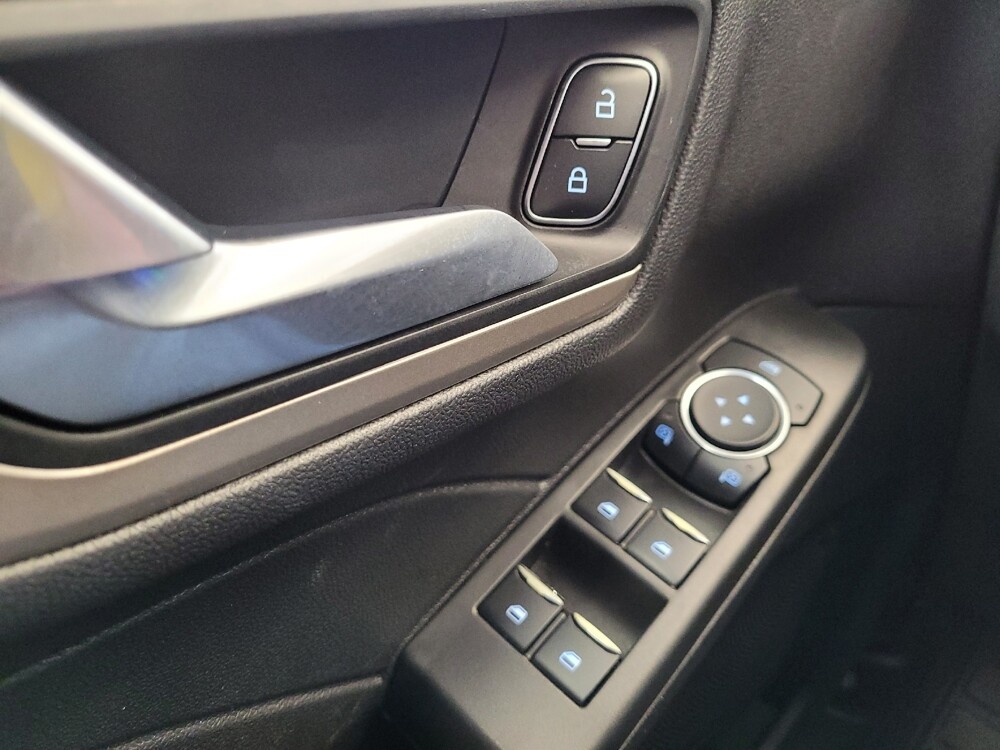 2021 Ford Escape in Fairfield, OH 45014 - 18110051 27