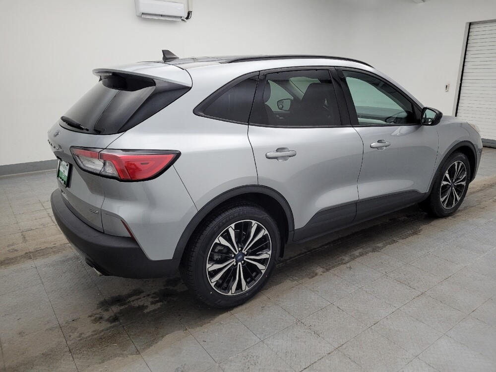 2021 Ford Escape in Fairfield, OH 45014 - 18110051 10