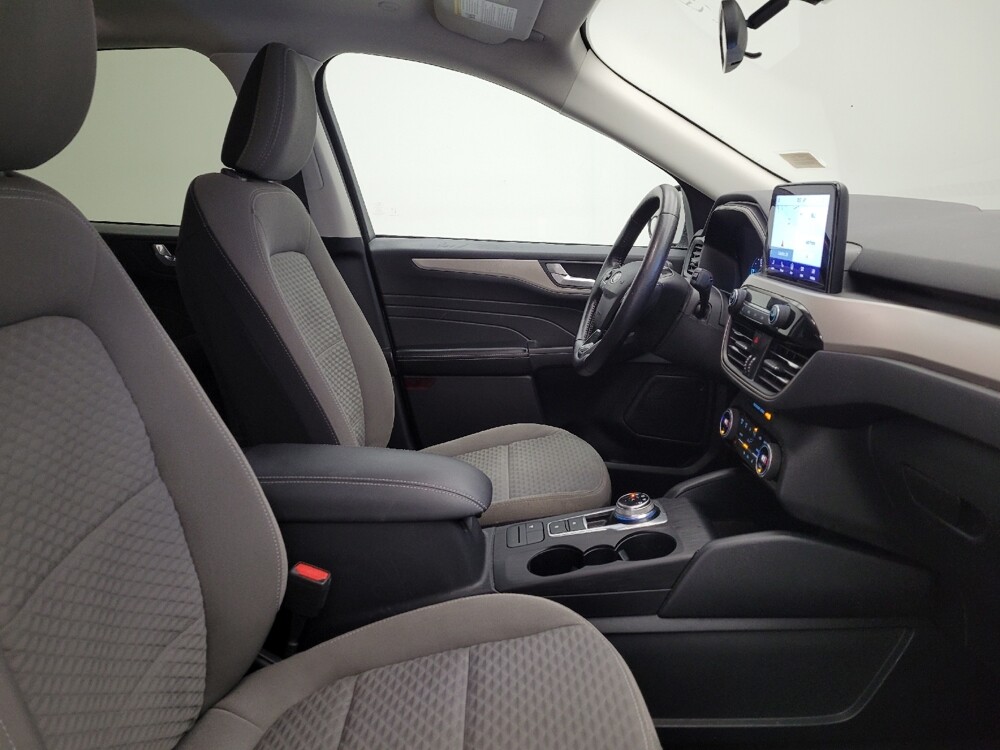 2021 Ford Escape in Fairfield, OH 45014 - 18110051 21