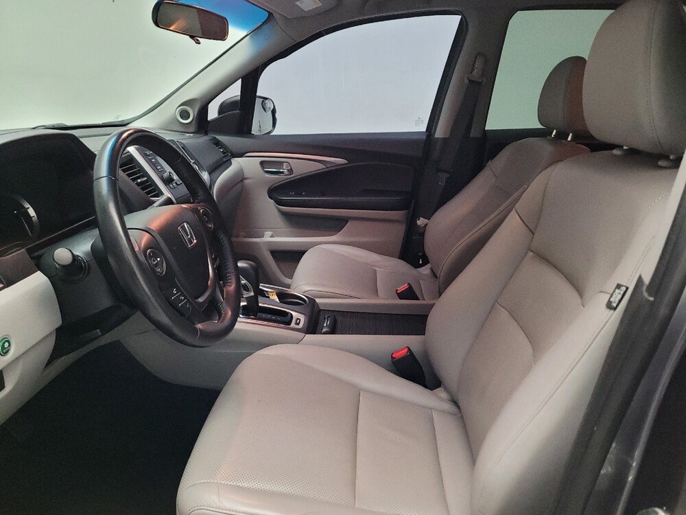 2017 Honda Ridgeline in Montclair, CA 91763 - 18110055 17