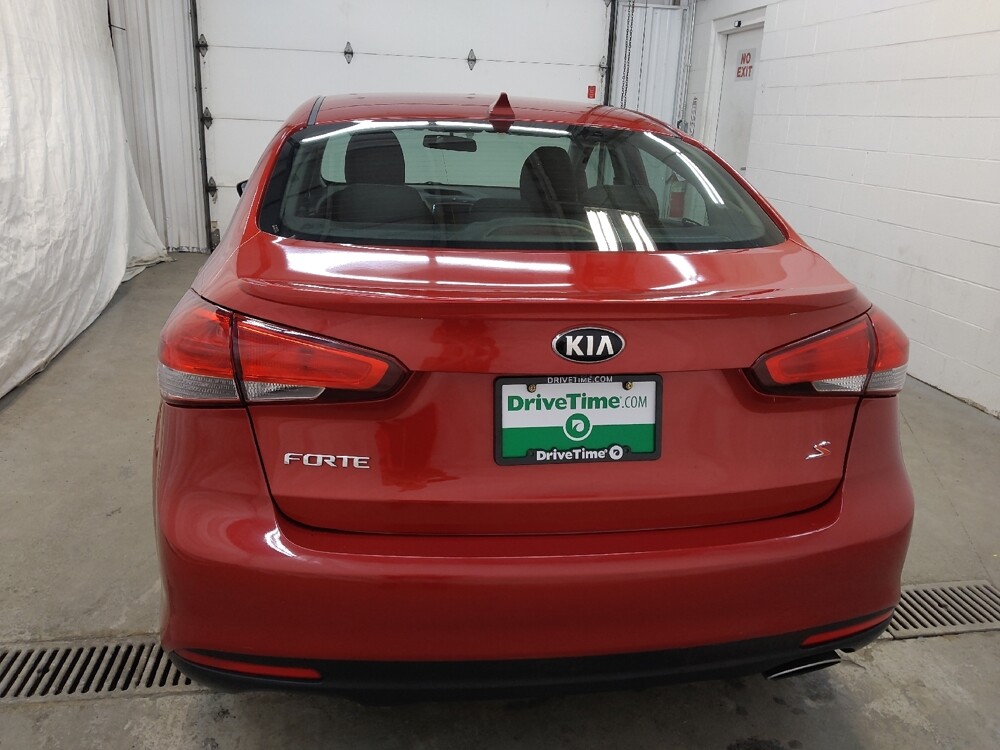 2017 Kia Forte in Fairfield, OH 45014 - 18110060 6