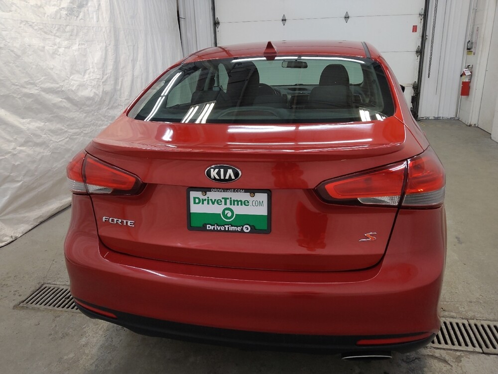 2017 Kia Forte in Fairfield, OH 45014 - 18110060 7