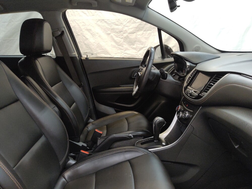 2022 Chevrolet Trax in Fairfield, OH 45014 - 18110061 21