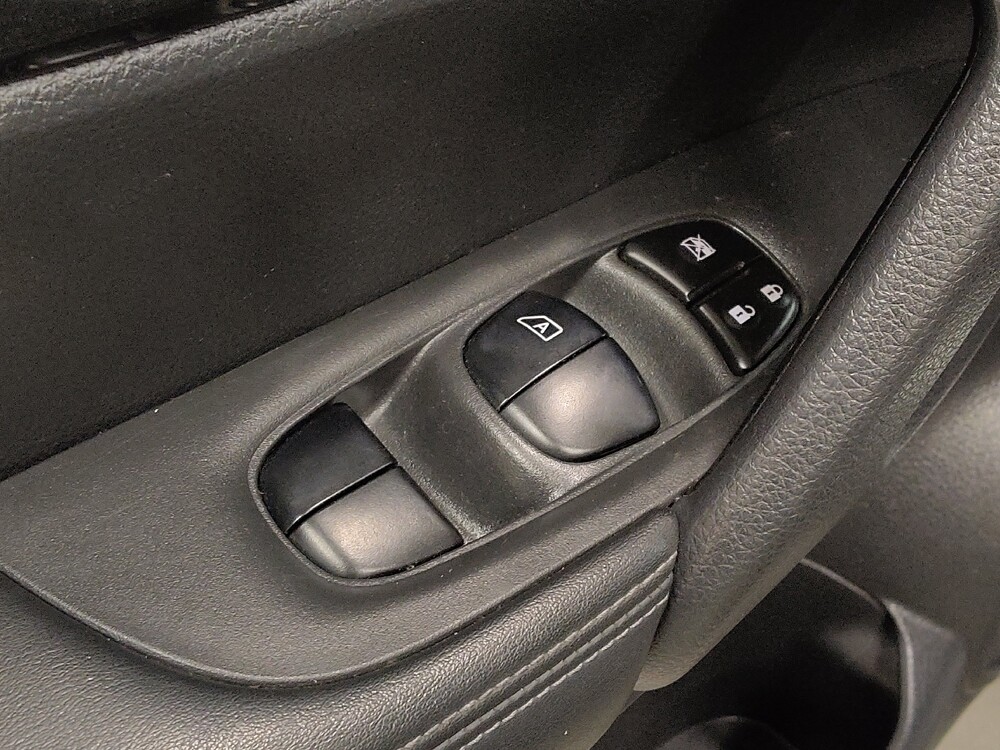 2017 Nissan Rogue in Fort Worth, TX 76116 - 18110062 27